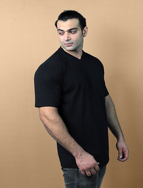 Black Color Half Sleeve Unisex Casual Regular fit T-Shirt V - Neck - Saabu mode